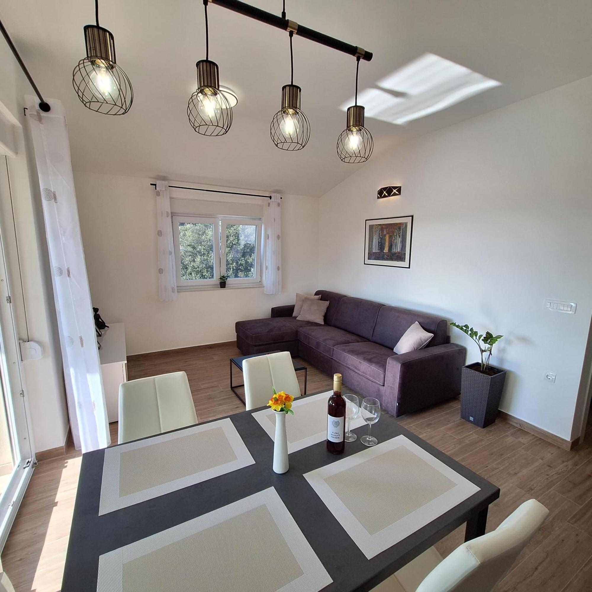 Apartments Elena & Lana Zadar Ngoại thất bức ảnh