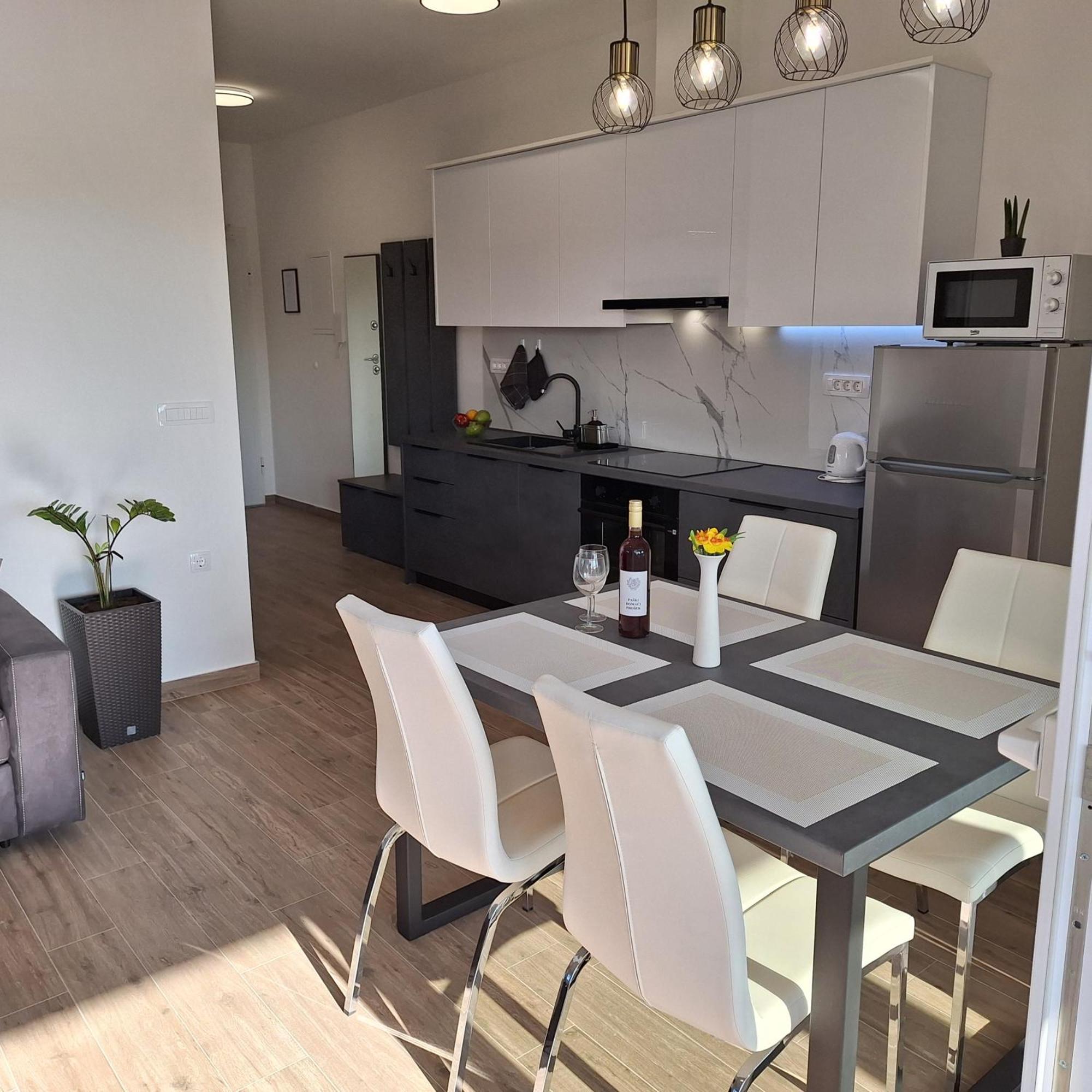 Apartments Elena & Lana Zadar Ngoại thất bức ảnh